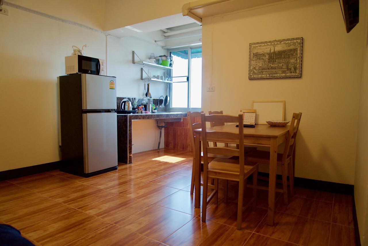 Studio Apartment 12 Floor Close To Mrt In Hua Mak Bangkok Bagian luar foto